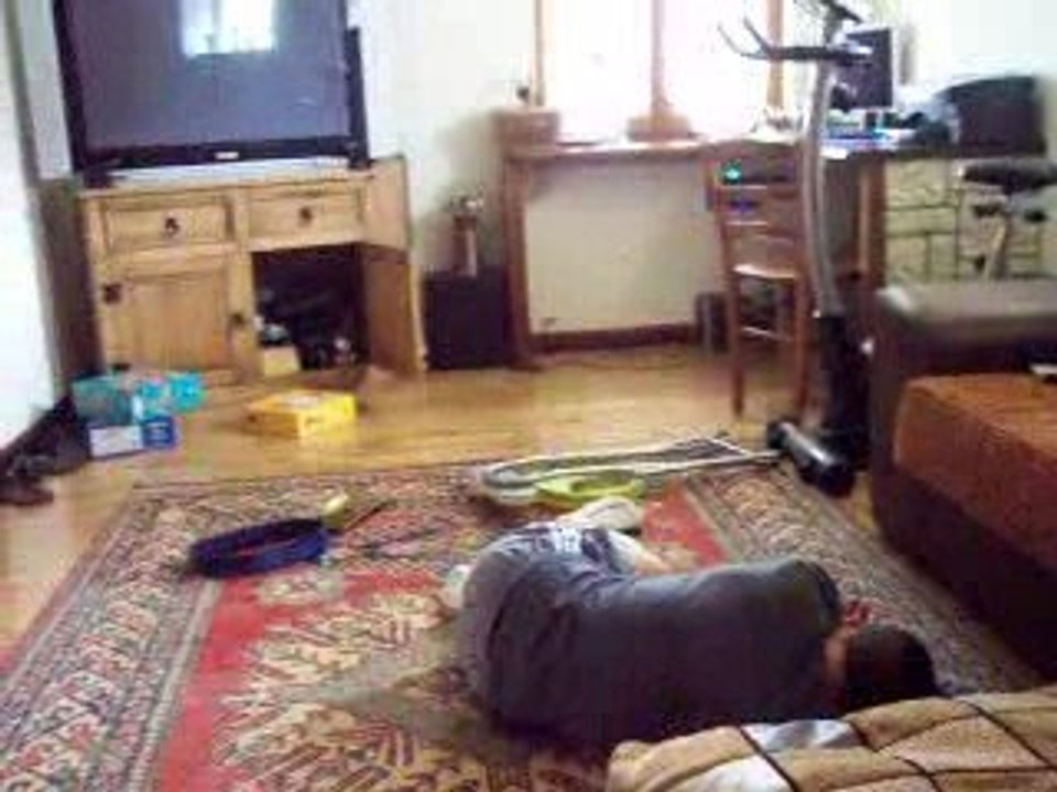 régis péte un cable