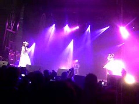 AKB48 - Kinjirareta Futari (Japan Expo 2009)