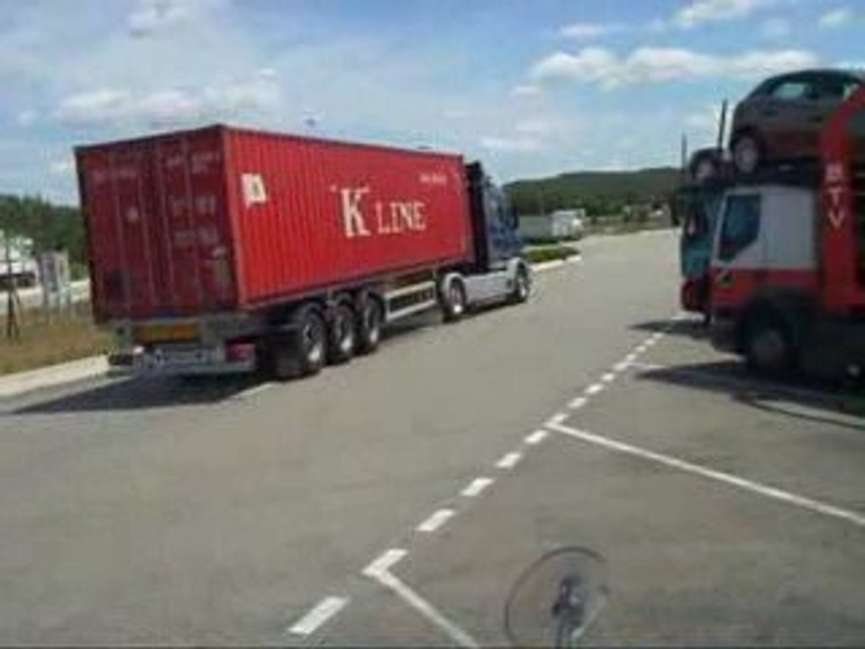 scania en echppement libre