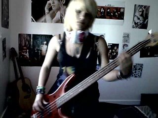 Smash Mouth - All star - Rikku's Bass Cover
