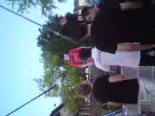 flo saut à l'eslastics