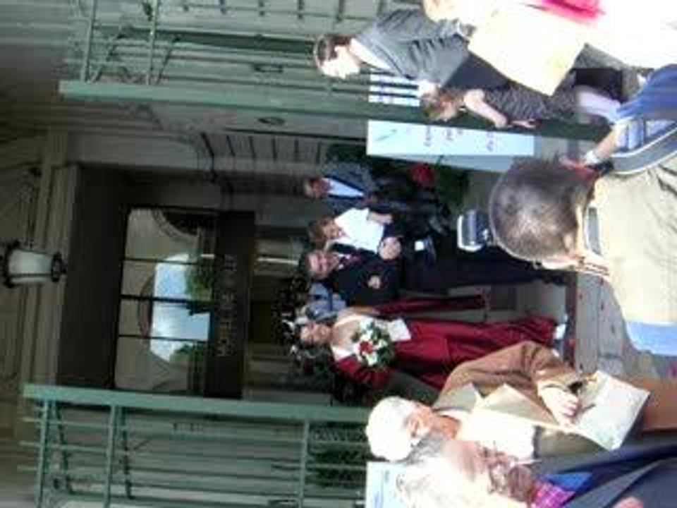 Mariage sortie mairie