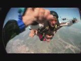 Daph saute en parachute au dessus de Nimes Courbessac