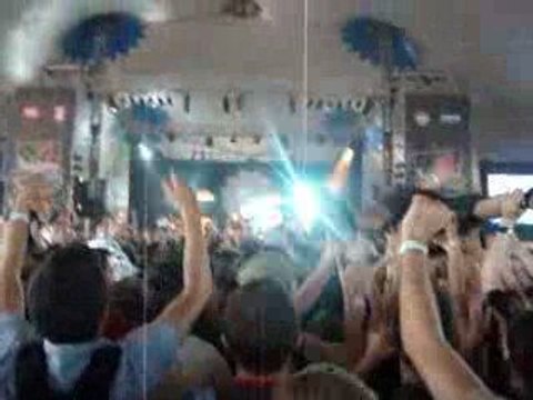 Chickens à Caravane Palace Solidays 2009