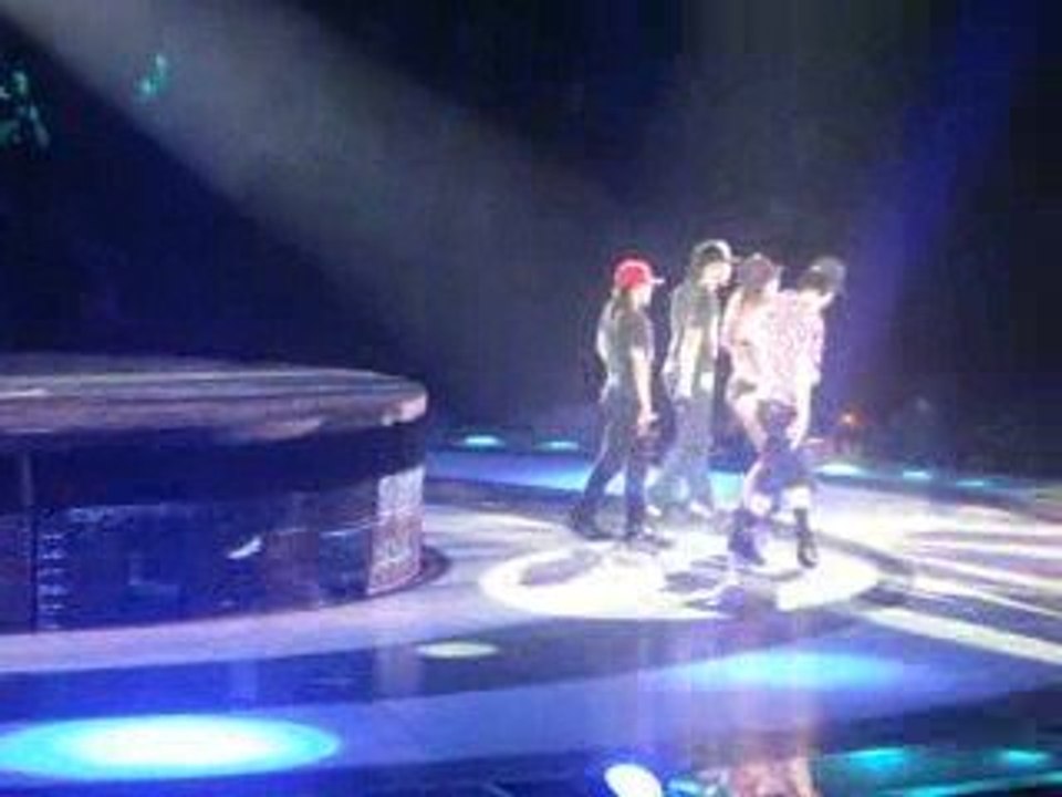 BRITNEY SPEARS " Baby one more time " - PARIS - 6/7/09 (7/7)