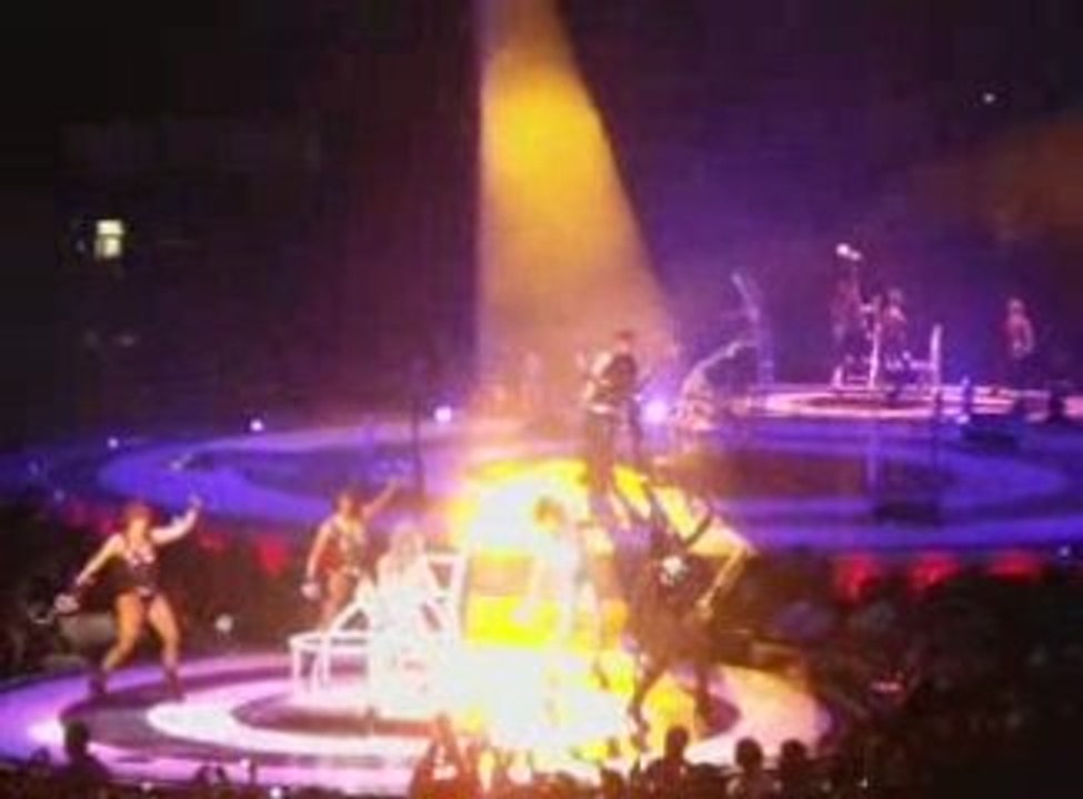 Britney Spears à Bercy - Circus