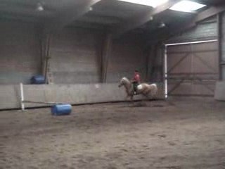 Lili saute avec Quartouche