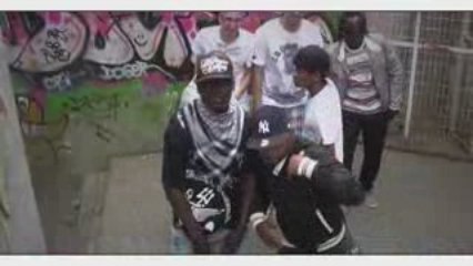 Héritier FeaT Comoriano élévation le clip