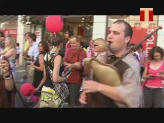 Avignon 2009 : la parade du Festival Off