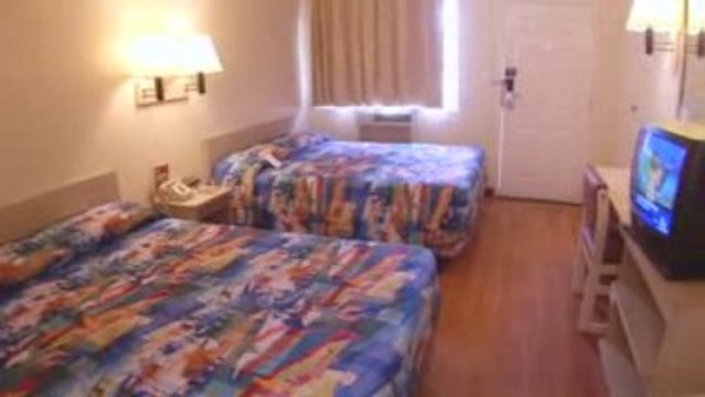 MOTEL 6 PHOENIX TEMPE-ARIZONA STATE UNIV Video Tour