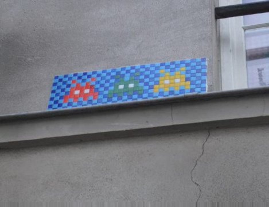 Time Traveler: Photographing European Street Art & Graffiti