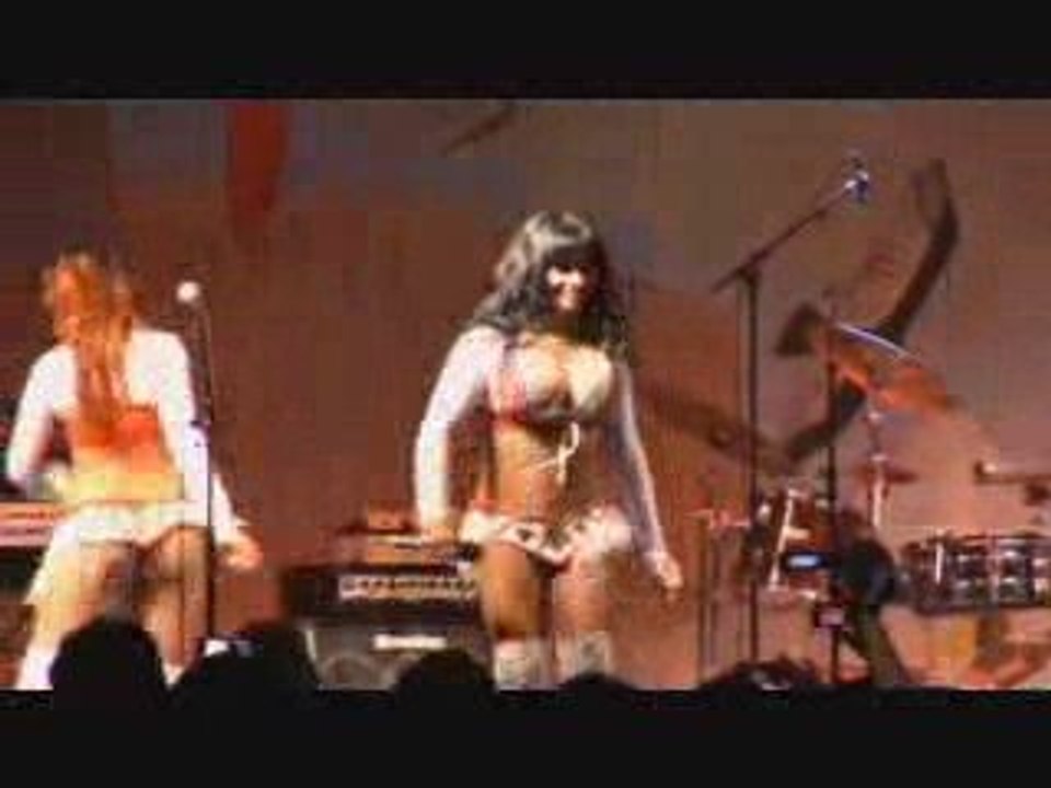 Alma Bella 01 Play