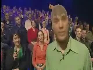 METTRE UN COLLANT SUR LA TETE...