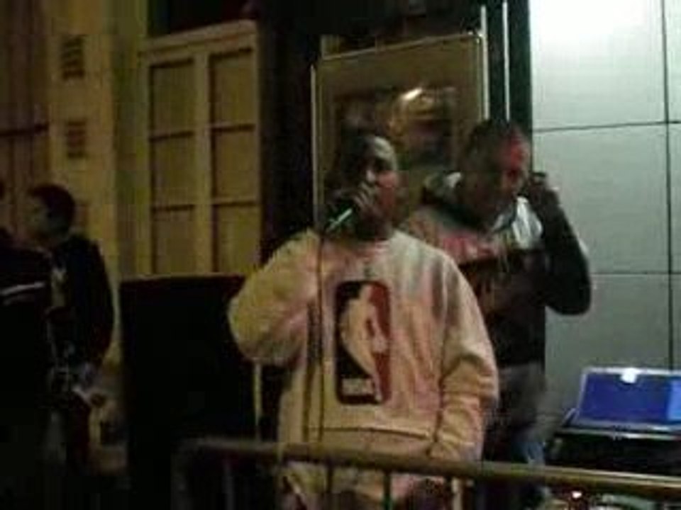 Raggamuffin Soldier-Live 2009