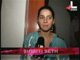 Birthday bash for TV actress Gayatri