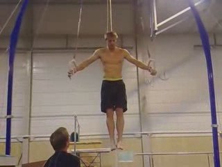 Athlé Andreas Thorkildsen entrainement gym anneaux