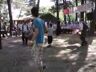 Davul Zurna Ekibi Ormanda Piknik Eğlencesi