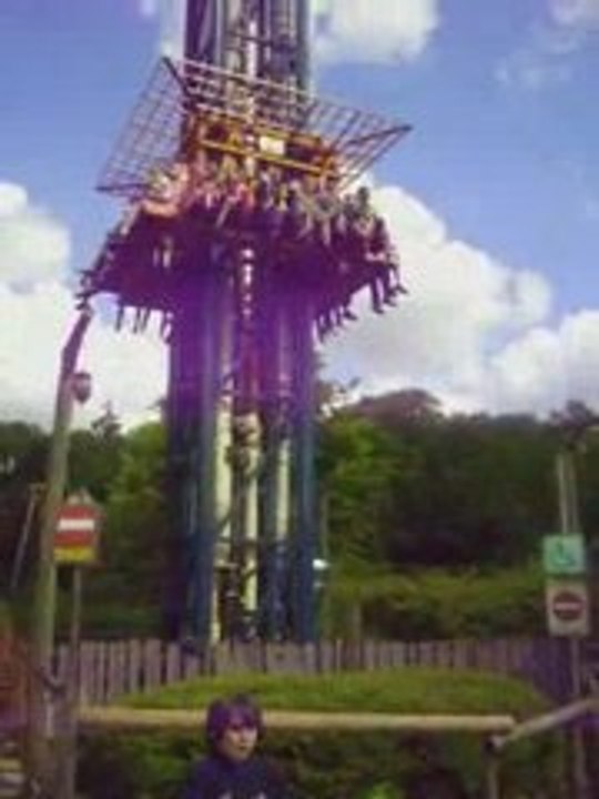 Dans le screaming eagle à Bellewaerde