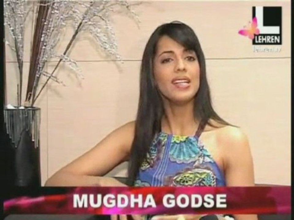 Mughda and Arjan promote ‘Fashion’