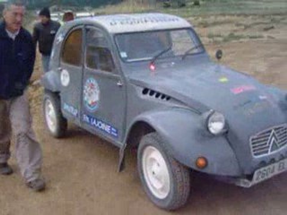 2cv raid des contrebandiers 2006