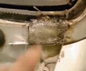 Fibre de verre express et la tete de John