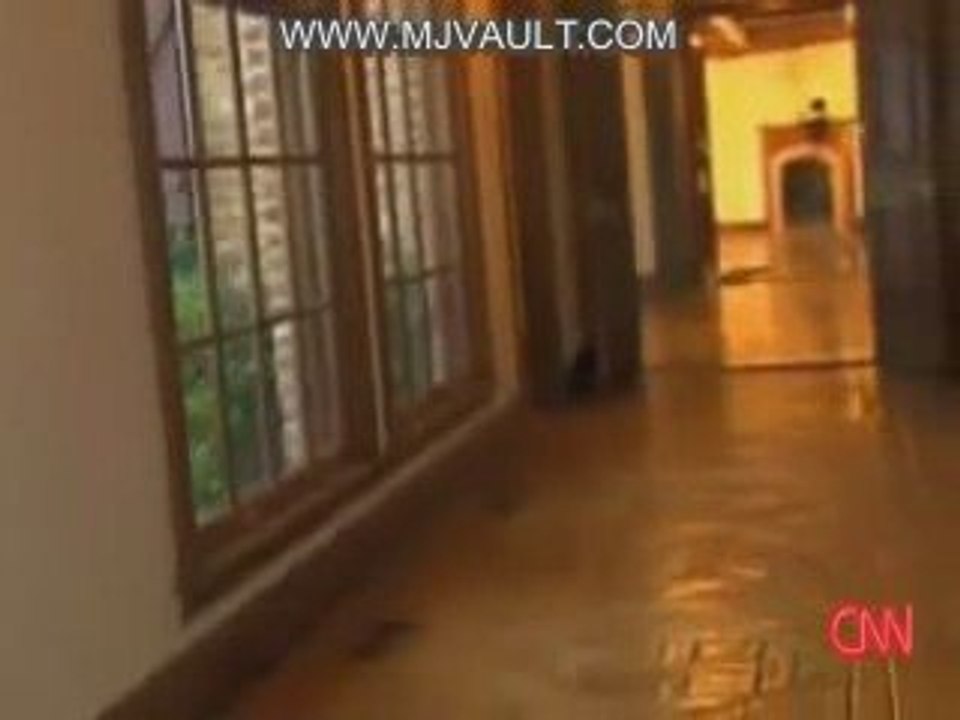 Michael Jackson Ghost @ Neverland Ranch Video Analyzed