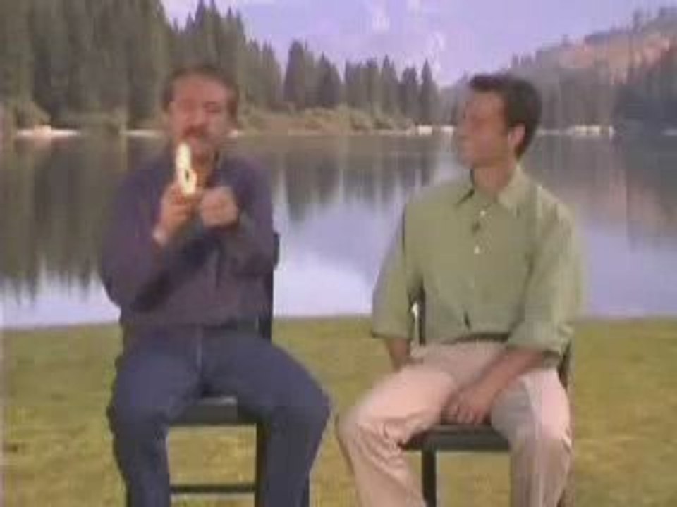 Springfield Pervert masturbates to Ray Comfort