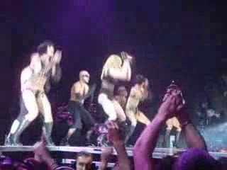 MADONNA - "Vogue" - PARIS BERCY 9/7/09