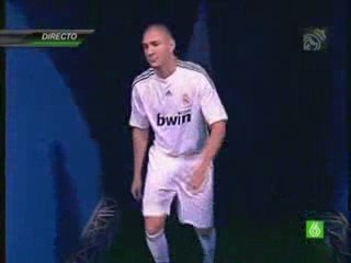 Karim Benzema presentation Real Madrid en HQ