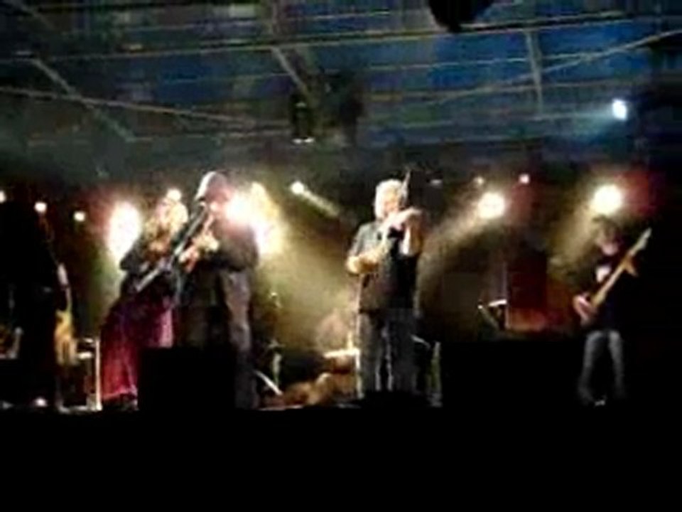 le groupe irlandais shannon  !!! ( suite )