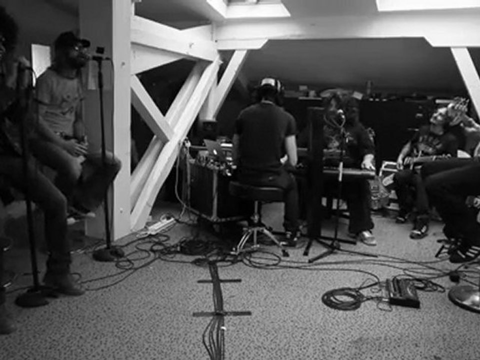 Shaka Ponk - Let's Bang (Froggy's Session)