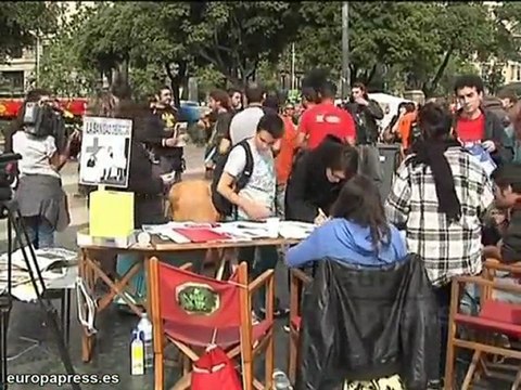 Los concentrados recogen miles de firmas en Barcelona