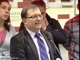 IU dice que la "conspiranoia" de la derecha solo sirve para