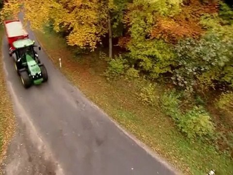 Nouvelle série: Tracteur John Deere 8R