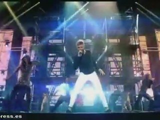 Ya tenemos "MAS" Ricky Martin
