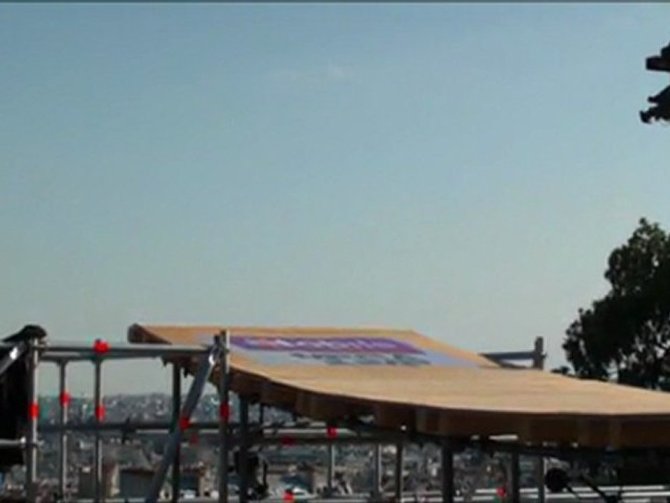 Premier Saut de Taïg Kris lors du Mega Jump au Sacré Cœur