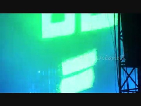 Hey Boy Hey Girl The Chemical Brothers @MainSquare Festival 2011