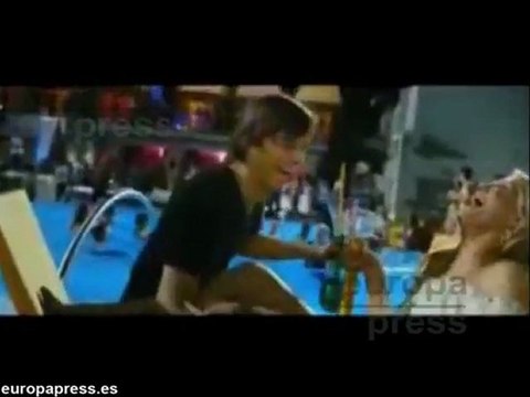 Ashton Kutcher podría sustituir a Charlie Sheen