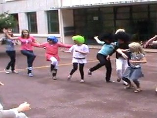 SiS 6è Anglais: Chorale 2011 - Tribute to Queen. P1.