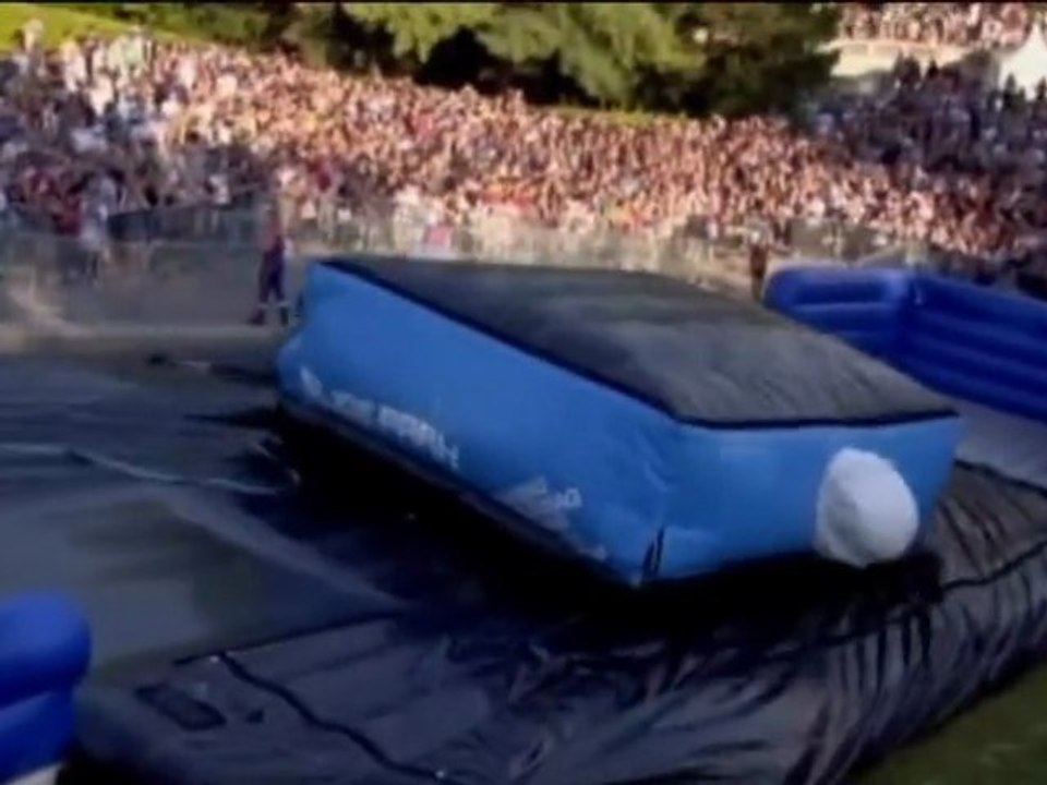 Fliegender Khris bricht Weltrekord