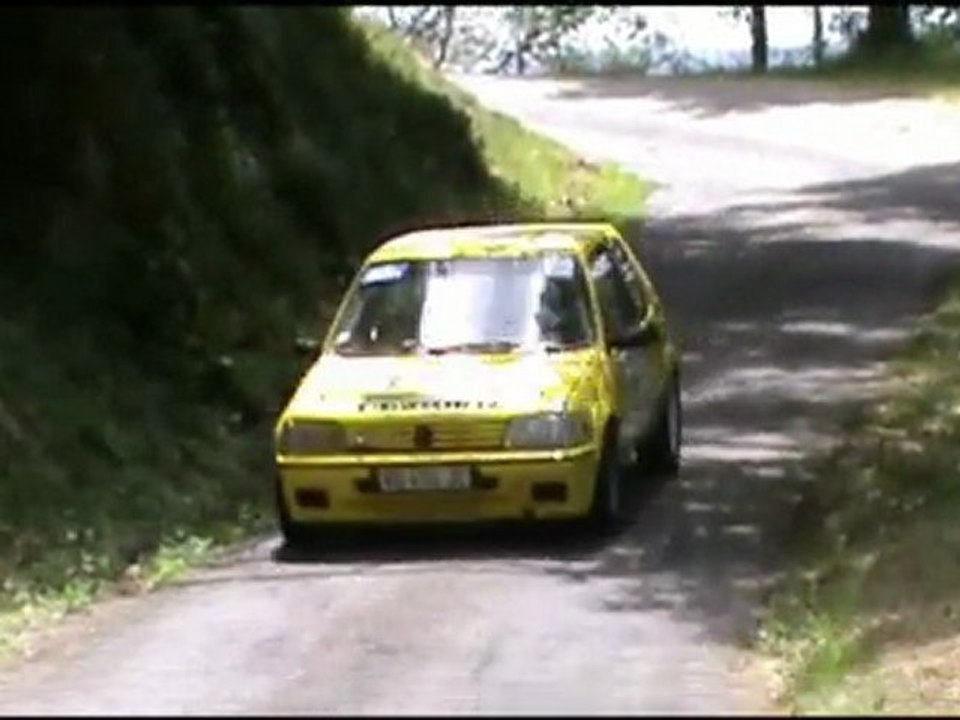 Rallye deRallye des Trois Châteaux 2011  lionel ; julien & rémi ; pierres Trois Châteaux 2011