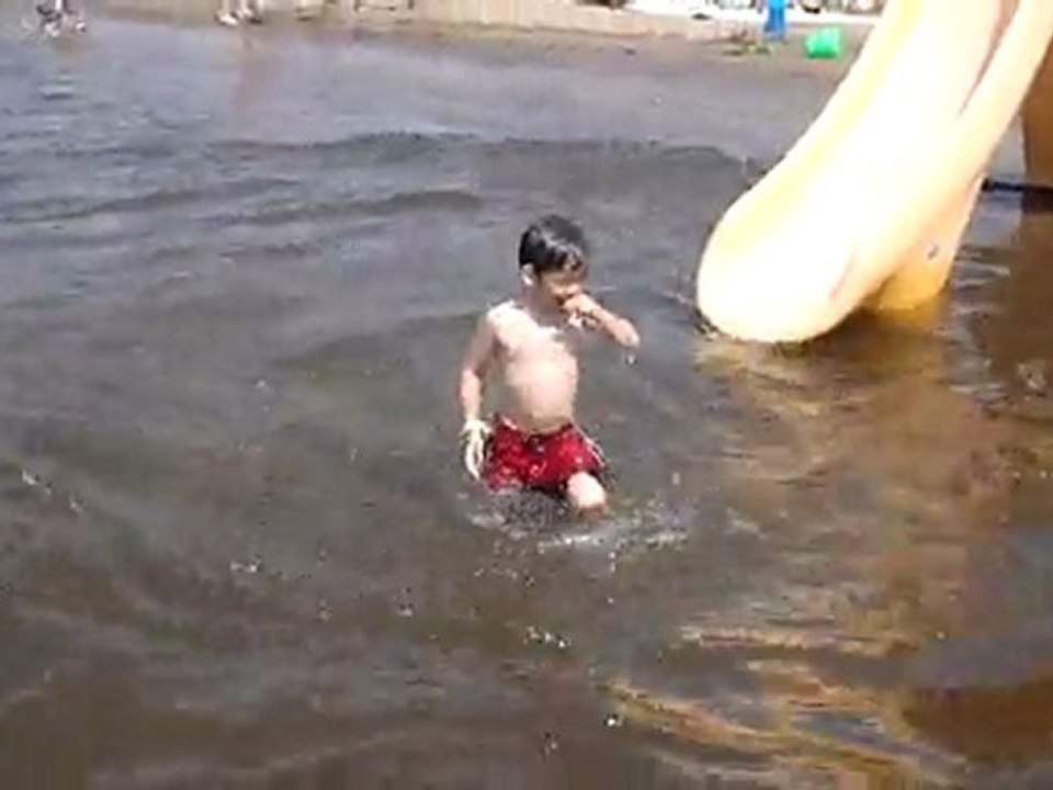 au toboggan