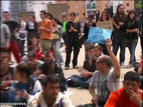 'Indignados' se concentran ante Auditorio de Barcelona
