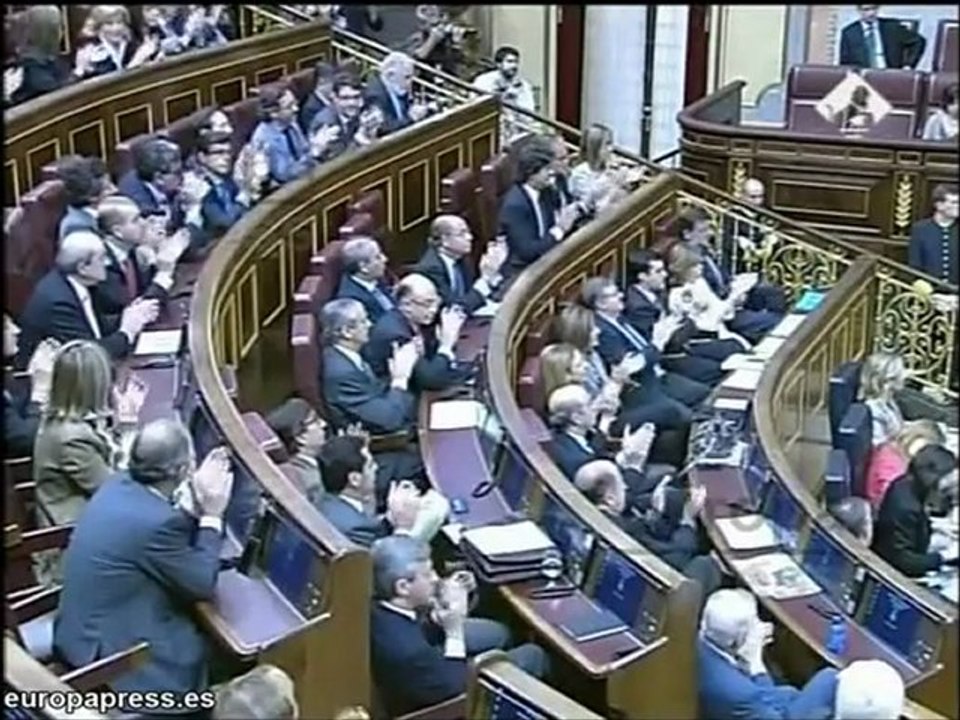 Zapatero:"Deberían generar confianza en la economía"