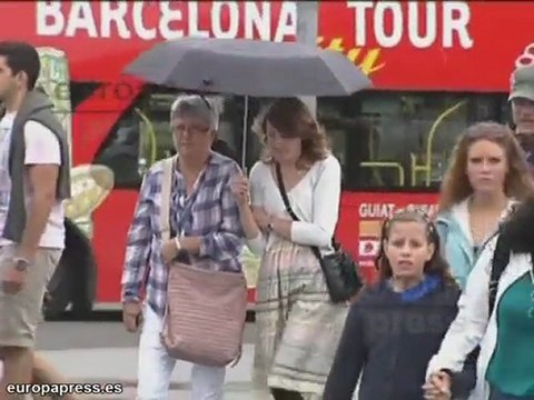 Paraguas y chubasqueros, protagonistas en junio