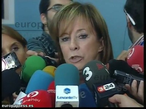 Distintas opiniones sobre el crucifijo en les Corts