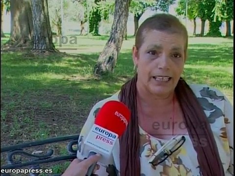 Se siente discriminada al no poder renovar carné