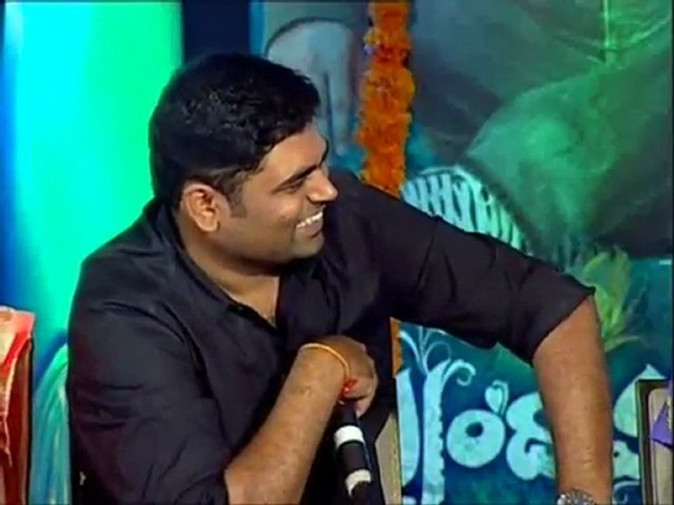 Kajal team Vs Samantha team - Jr.NTR Brindavanam movie team Comedy - 07