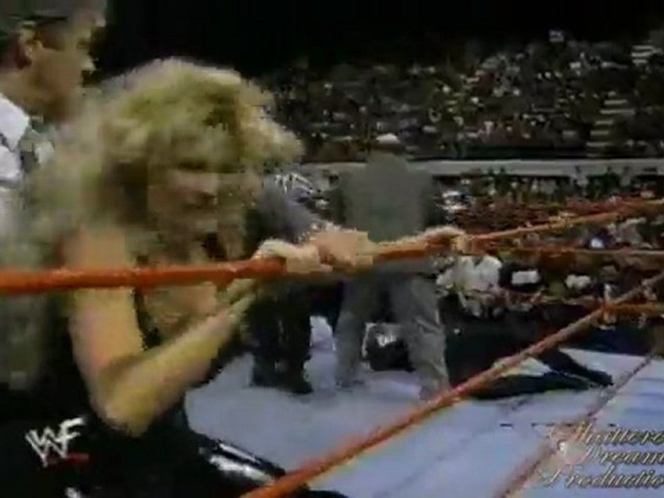 Goldust / Luna / Sable / Marc Mero Brawl - Raw - 2/23/98