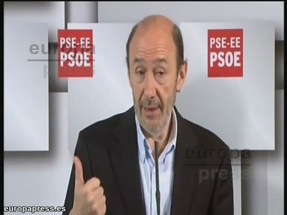 Rubalcaba y Pons hablan sobre Bildu